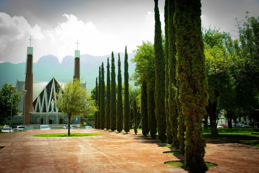 Parroquia y santuario de Nuestra Señora de Fátima en San Pedro Garza García, en el estado de Nuevo León (México)