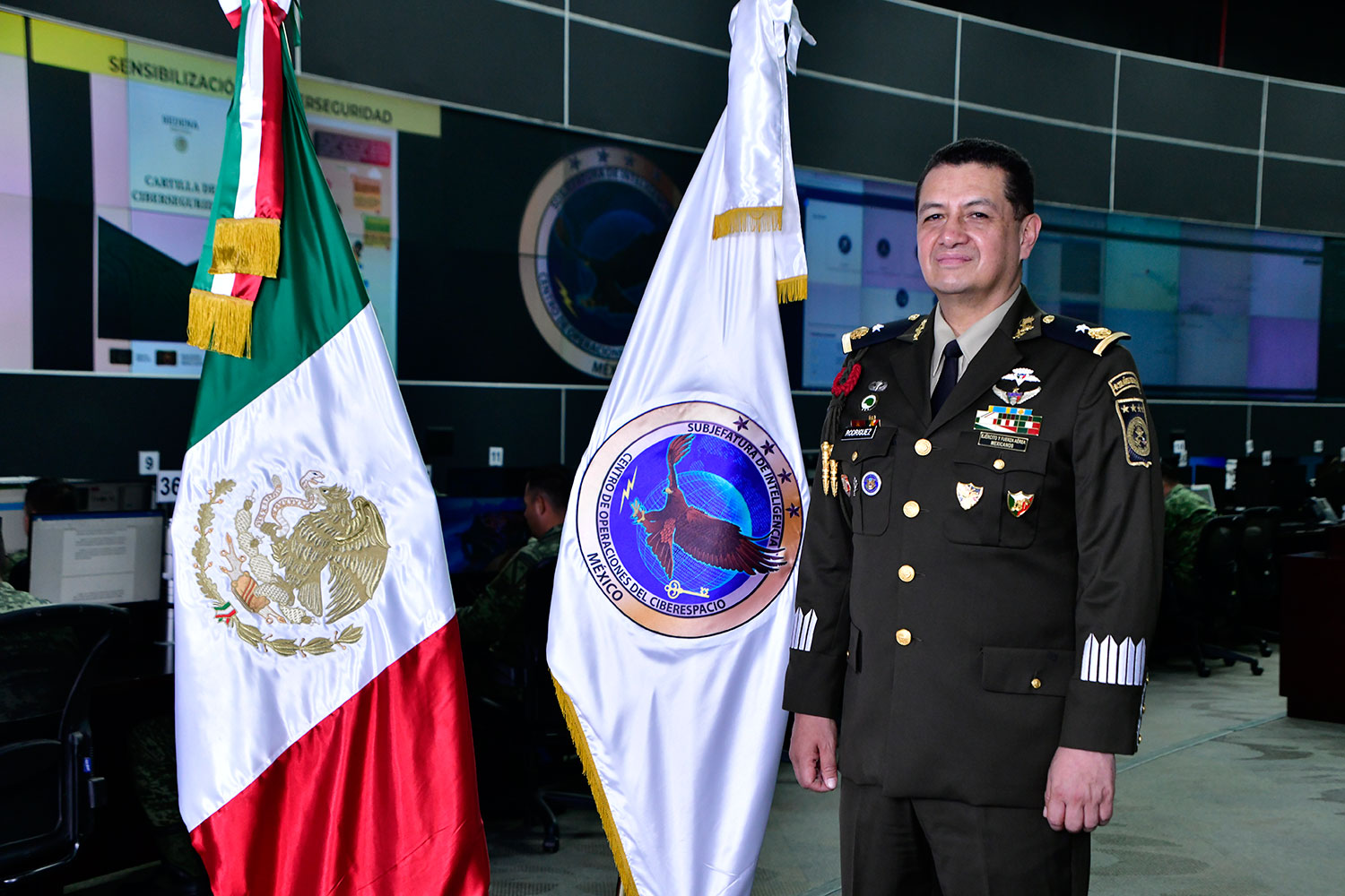 General Brigadier D.E.M. Roger David Rodríguez Arosemena, director del Centro de Operaciones del Ciberespacio del Estado Mayor Conjunto de la Secretaría de la Defensa Nacional (SEDENA) de México.