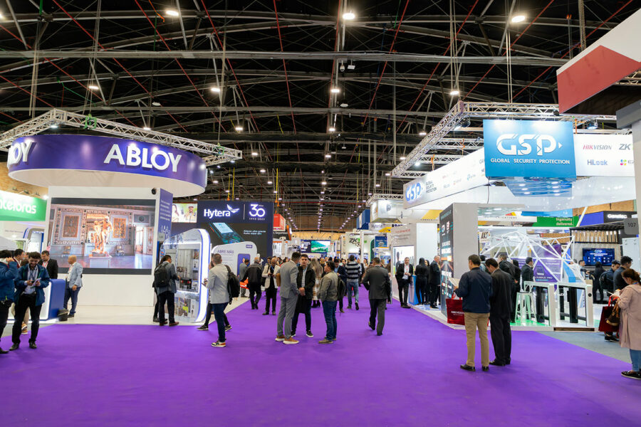 stands de la Feria Internacional de Seguridad ESS+ de Bogotá