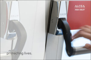 imagen promocional de ALCEA ASSA ABLOY de puertas de emergencia