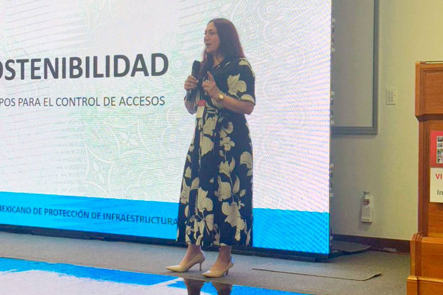 Jaquelin Leon, directora de Marketing de CAME México, en el VI Congreso Mexicano de Protección de Infraestructuras Críticas